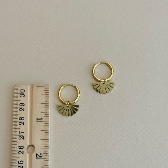 Fan hoop earrings M800 - Picture 3 of 3